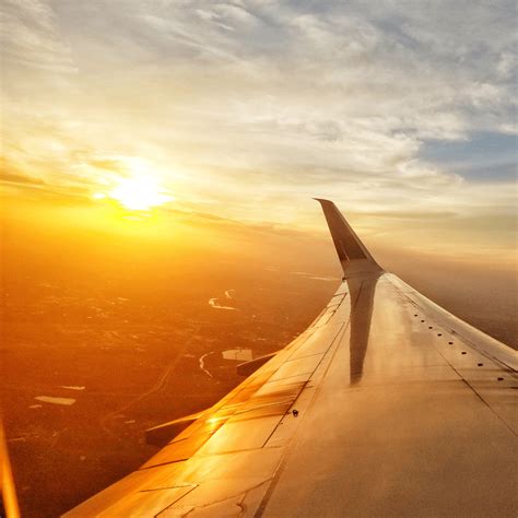 Cheap domestic flights in United States from $33 .